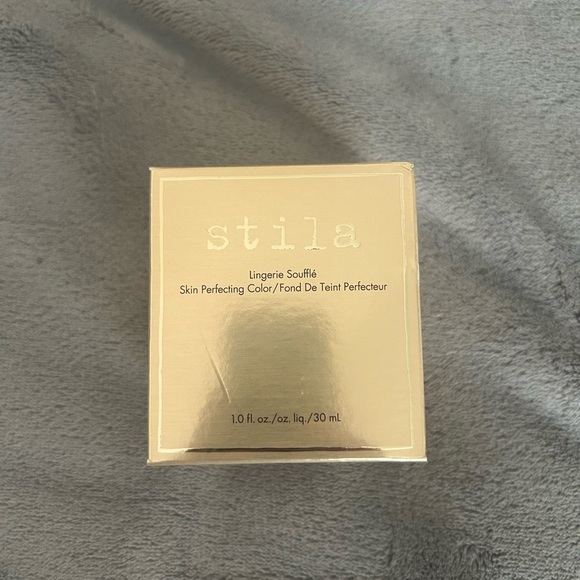 NEW in Box STILA Lingerie Soufflé Skin Perfecting Color - Picture 11 of 12